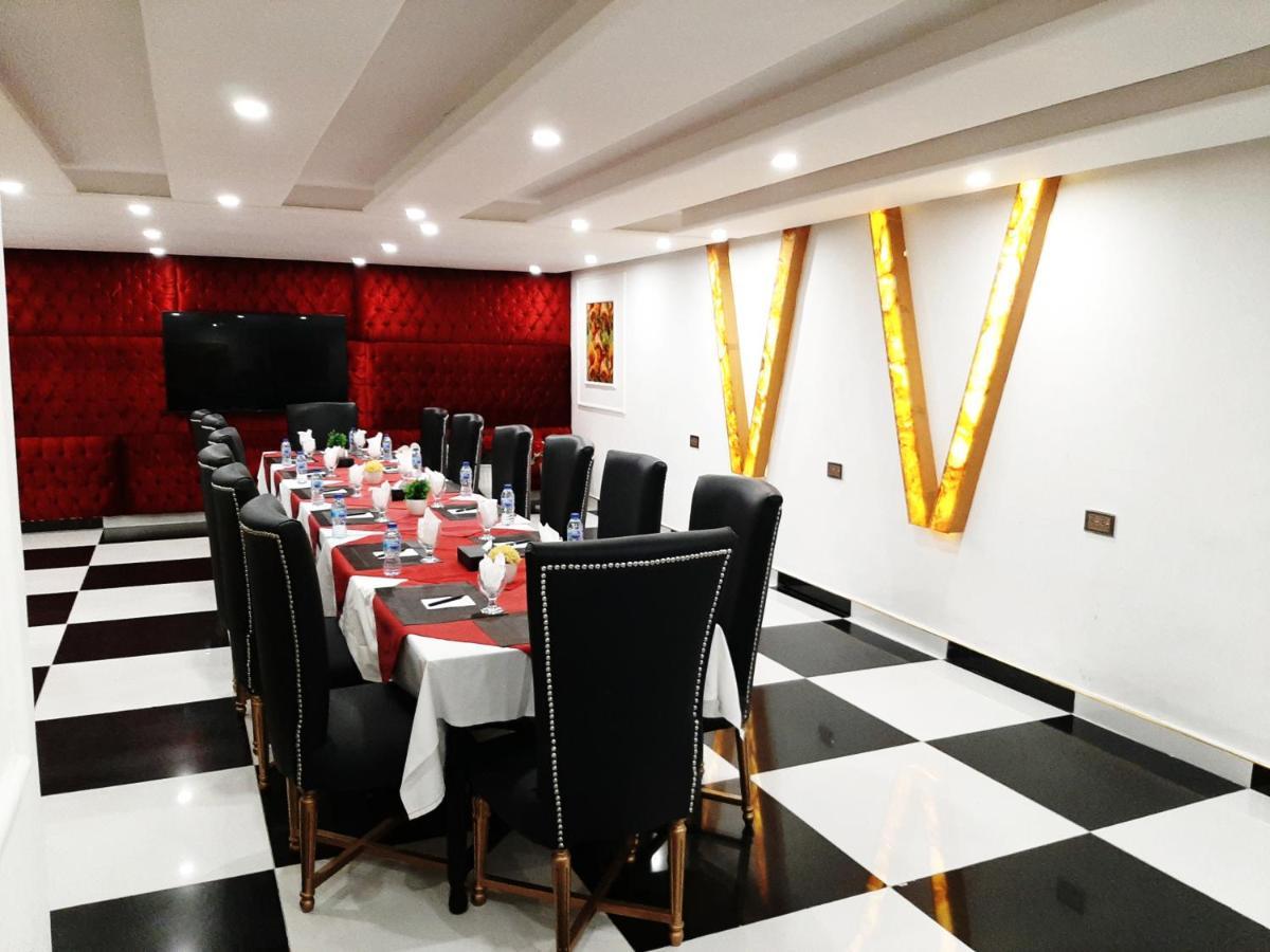 Lawrence View Hotel, לאהור מראה חיצוני תמונה