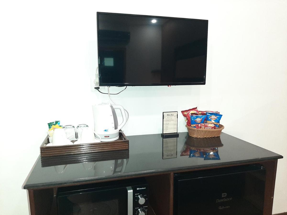 Lawrence View Hotel, לאהור מראה חיצוני תמונה