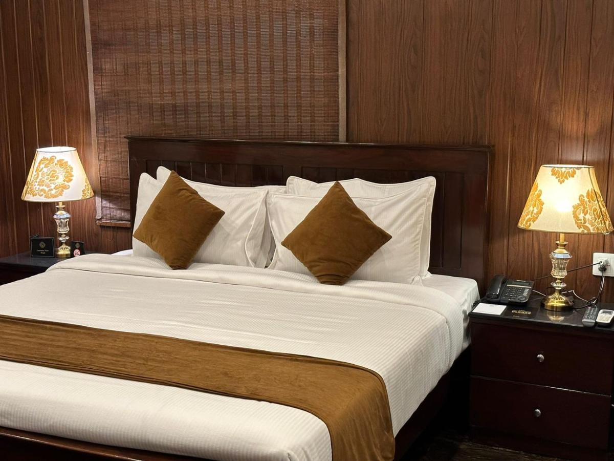 Lawrence View Hotel, לאהור מראה חיצוני תמונה