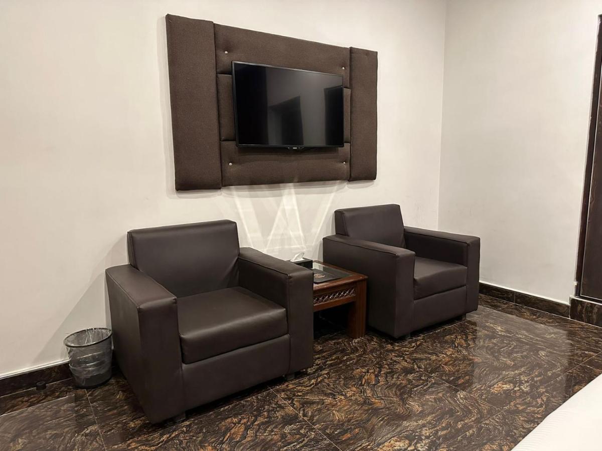 Lawrence View Hotel, לאהור מראה חיצוני תמונה