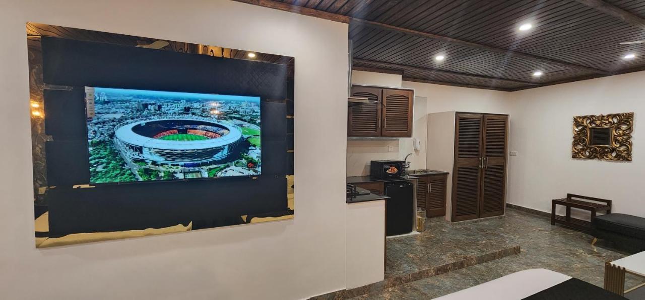 Lawrence View Hotel, לאהור מראה חיצוני תמונה